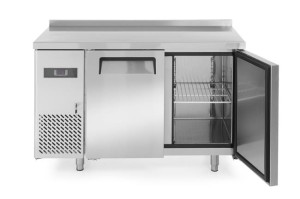 Stół chłodniczy Kitchen Line 2-drzwiowy z agregatem bocznym | 1200x600x(H)850 | 300W | 2 LATA GWARANCJI
